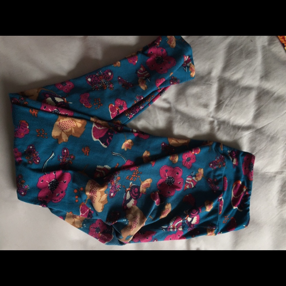 SOLD GUC leggings onesize